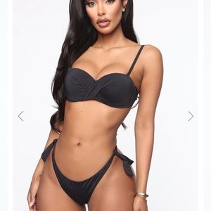 Black bikini